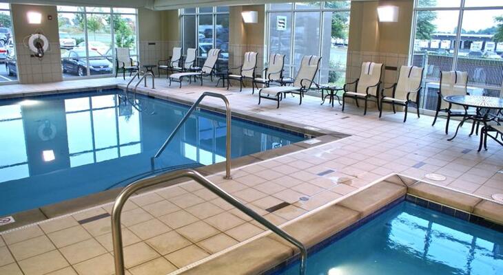 Hampton Inn & Suites Charlotte Airport