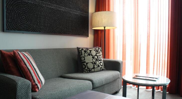 Adina Apartment Hotel Frankfurt Neue Oper