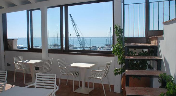 L'Approdo delle Sirene B&B