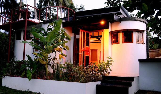 SomeWhere Else Boutique Resort
