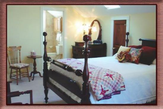 East Hills Bed and Breakfast Inn