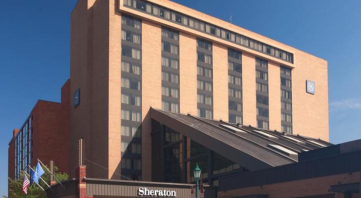 Sheraton Pittsburgh Hotel at Station Square