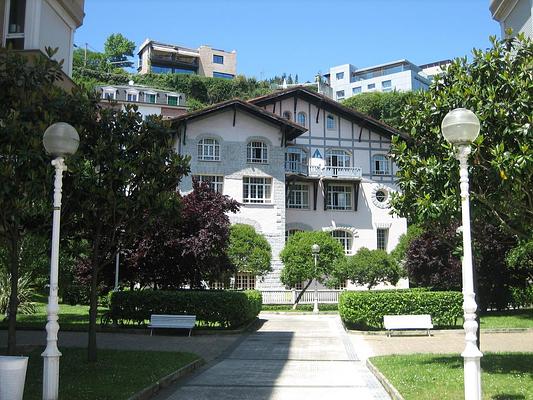 Albergue Juvenil Ondarreta La Sirena