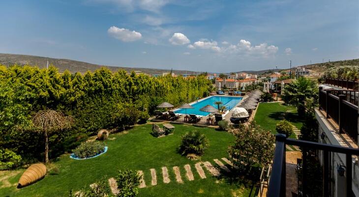 AlacatI Kapari Otel