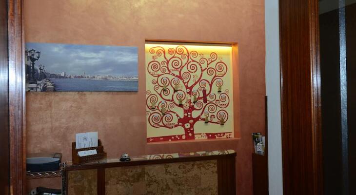 Hotel Pensione Giulia di Francesco De Chirico