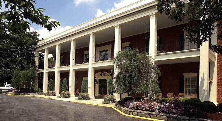 The Inn at Stone Mountain Park