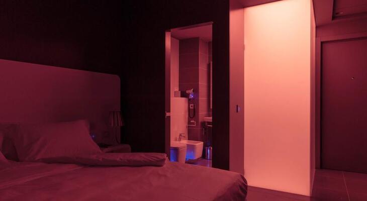 8piuhotel