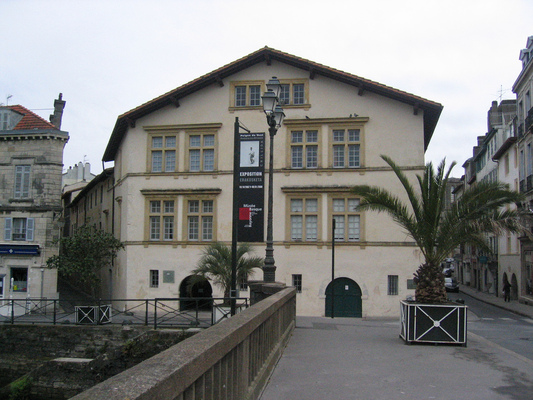 Musee Basque et de l'Histoire de Bayonne - Basque museum