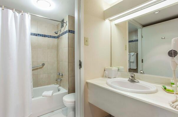 Hotel Universel Montreal