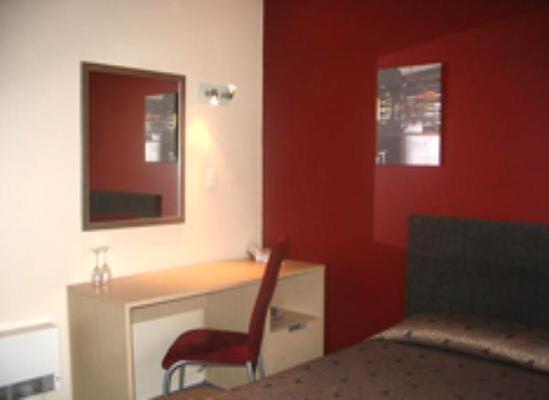 Parnell Pines Hotel