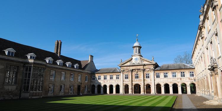 Emmanuel College