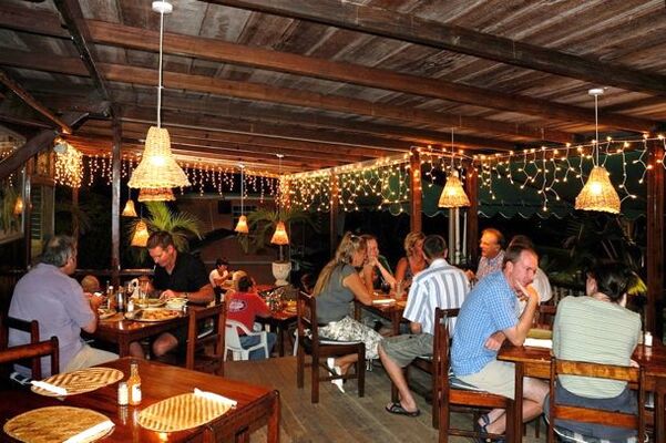 Mac's Pizza & Kitchen