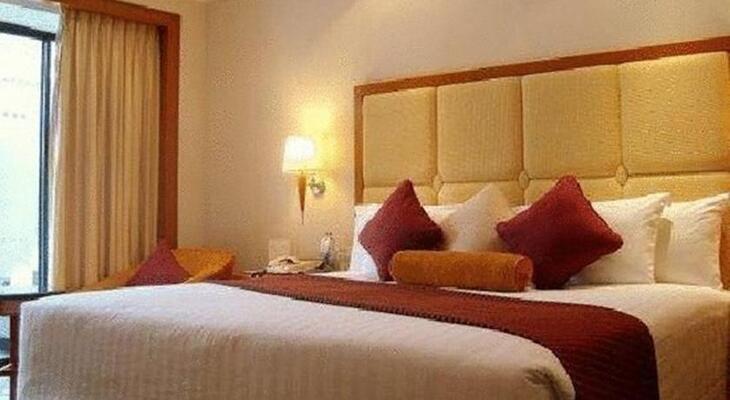 Boulevard Hotel Bangkok Sukhumvit