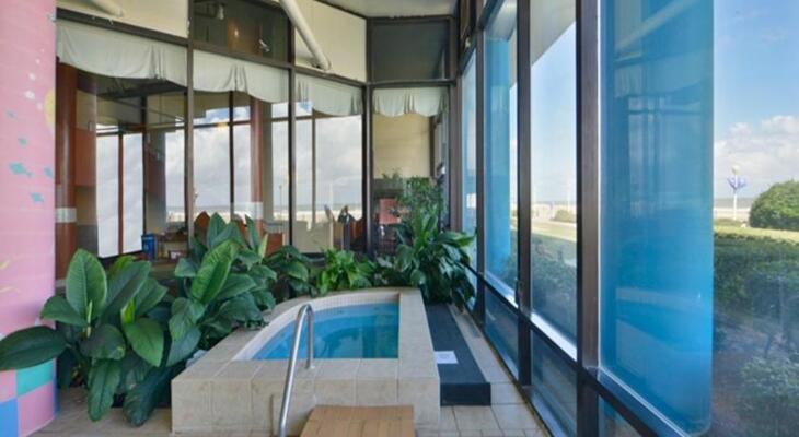 Coastal Hotel & Suites Virginia Beach - Oceanfront