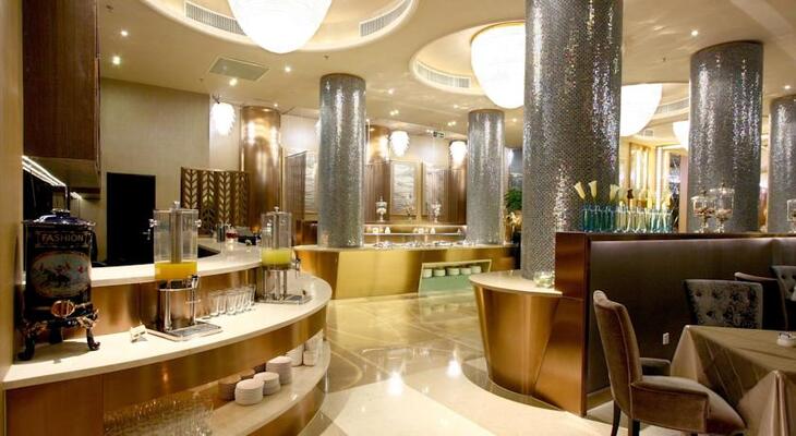 Lujiang Harborview Hotel