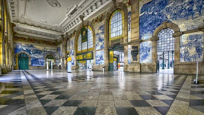 Sao Bento Railway Station