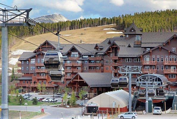 One Ski Hill Place, A RockResort