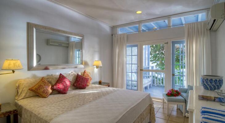 Fort Recovery Beachfront Villa & Suites Hotel