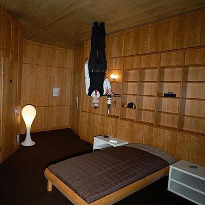 Hip Hotel