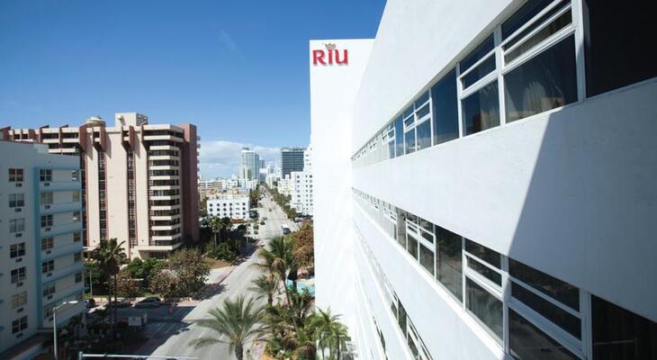 Hotel Riu Plaza Miami Beach