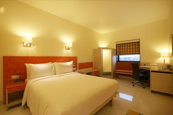 National Hotel