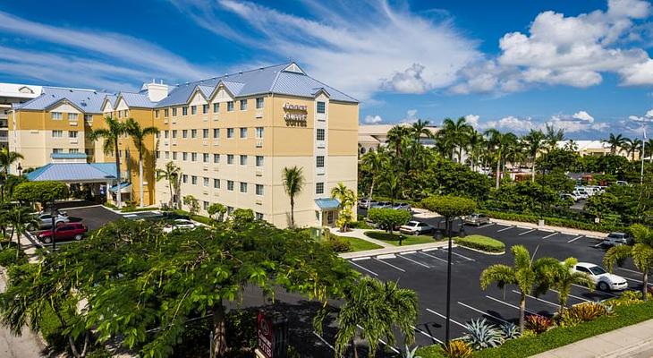 Hampton by Hilton Grand Cayman Seven Mile Beach