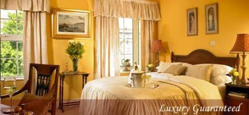 The Emmet Hotel