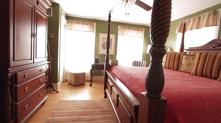 August Seven Inn Luxury Bed and Breakfast