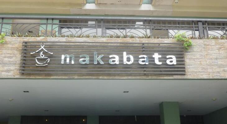 Makabata Guesthouse & Cafe