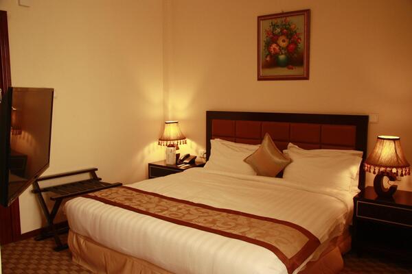 Caravan Hotel