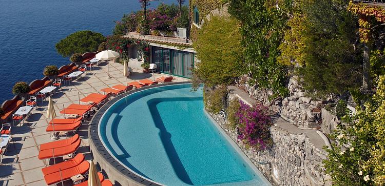 Il San Pietro di Positano vs Le Sirenuse Hotel | Tripexpert