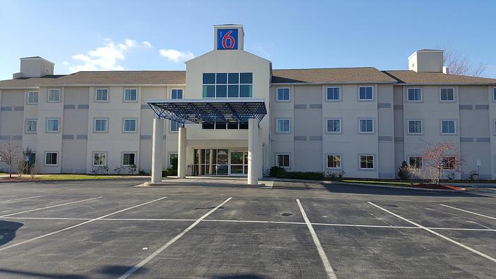 SureStay Plus Hotel by BW Niagara Falls East