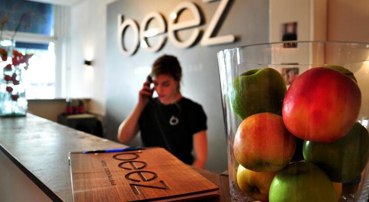 Hotel Beez