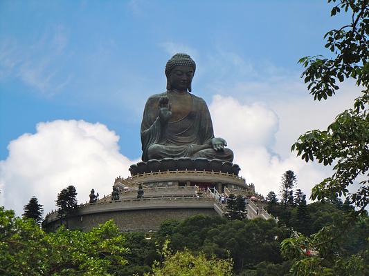 Po Lin (Precious Lotus) Monastery