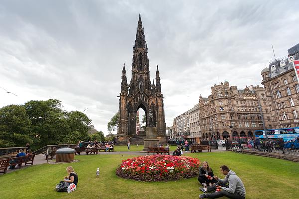 Scott Monument