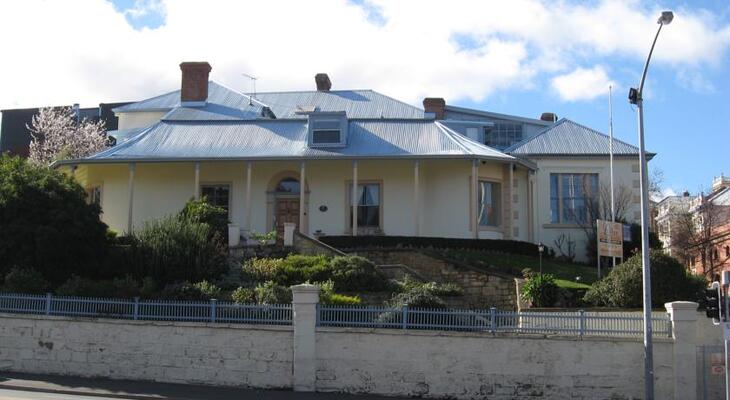 The Lodge on Elizabeth