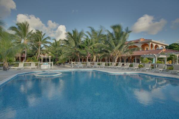 SunBreeze Hotel