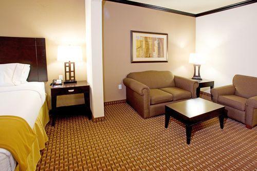 Holiday Inn Express & Suites Corpus Christi, an IHG hotel