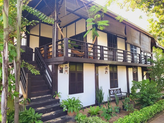 Villa Lao Traditional House Hotel