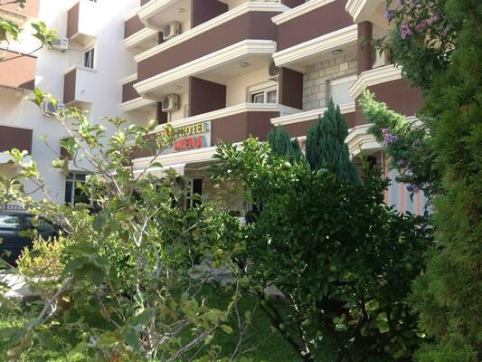 Apartments Mena