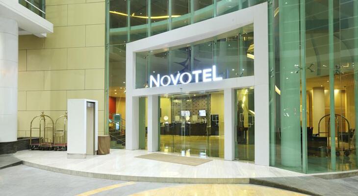 Hotel Novotel Jakarta Gajah Mada