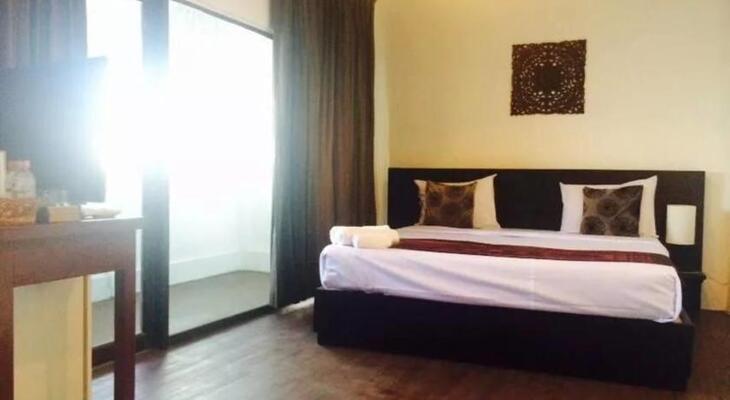 River-Star Hotel