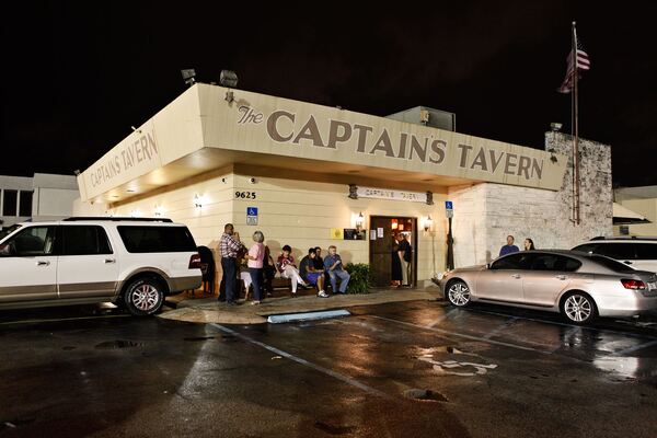 Captain's Tavern