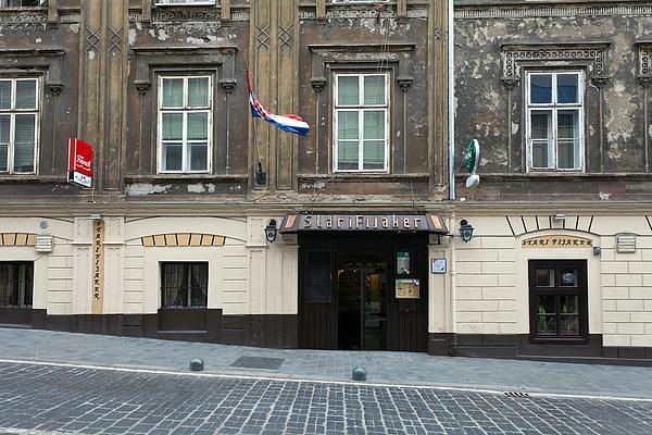 Stari Fijaker 900