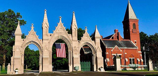 Crown Hill Cemetery