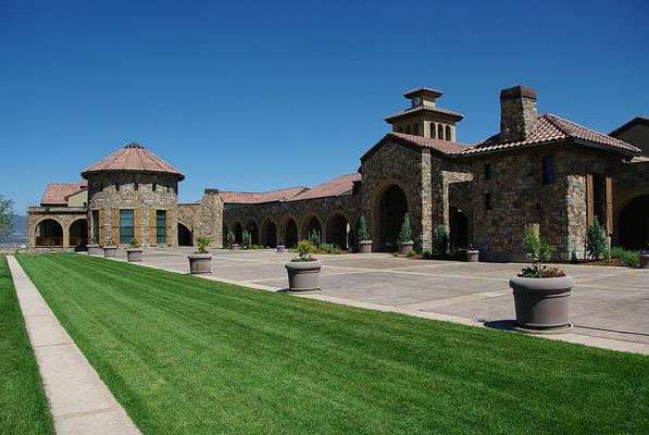Flying Horse Resort & Club