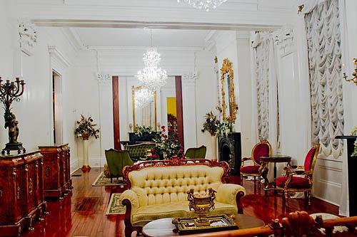Magnolia Mansion