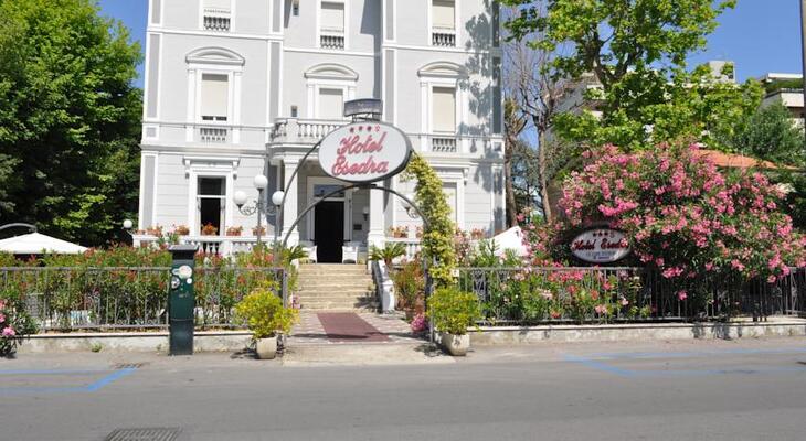 Hotel Esedra