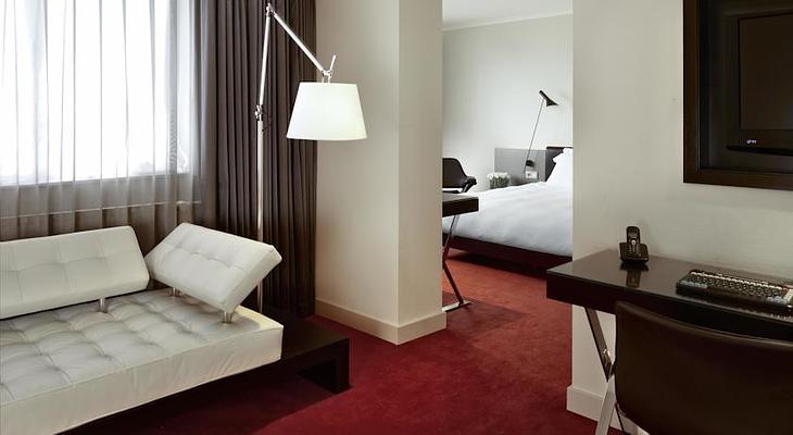 Park Plaza Victoria Amsterdam