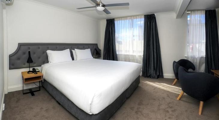 Pensione Hotel Perth